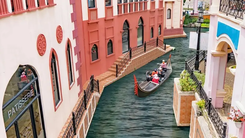 Little Venice Puncak: Daya Tarik, Rute Lokasi, dan Aktivitas Seru