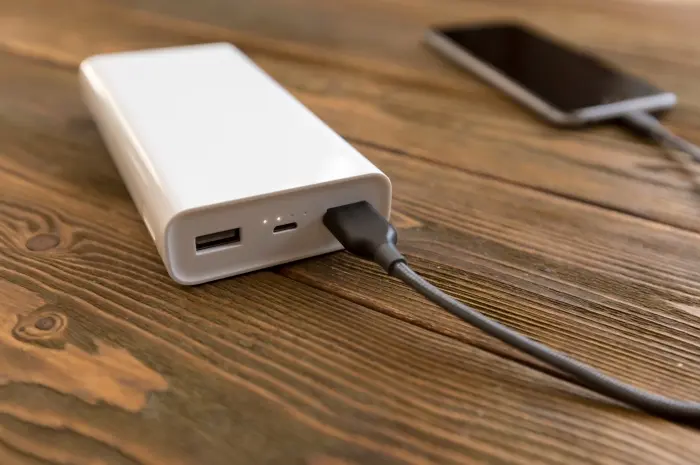Rekomendasi Power Bank dengan Kapasitas Besar dan Fast Charging